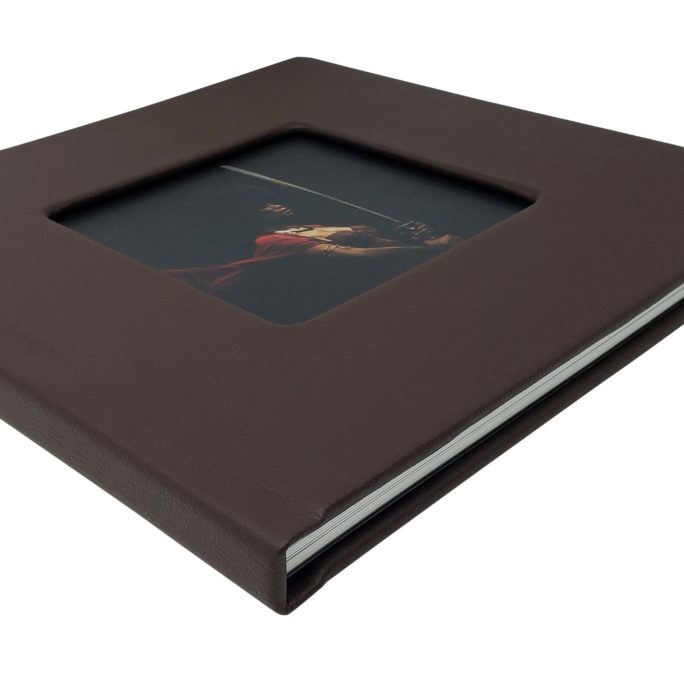 High Quality Italian Leather Photobook. Delivered to your doorstep